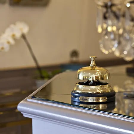 Western D'est Hotel 4*