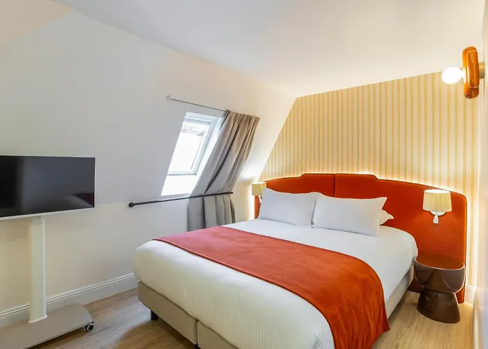 Western D'est Hotell 4*