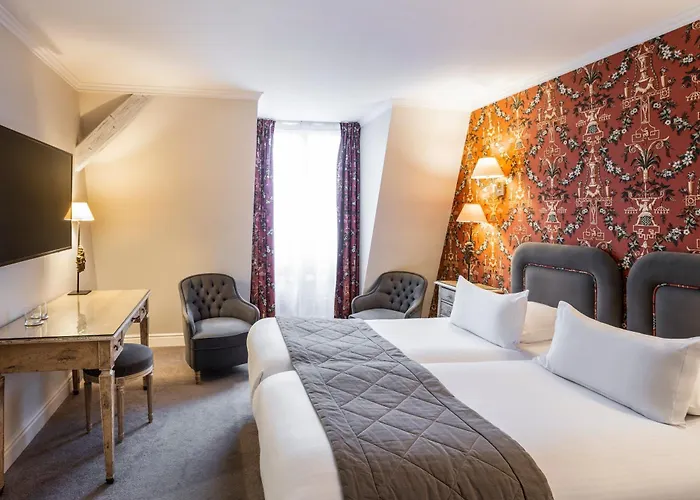 Western D'est Hotell 4*