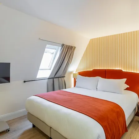 Western D'est Szálloda 4*