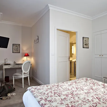 Western D'est Hotel