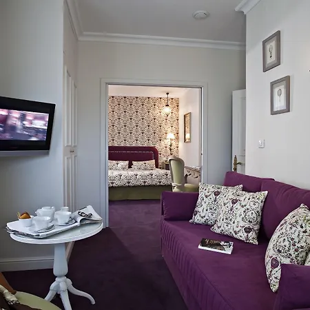 Western D'est Hotel